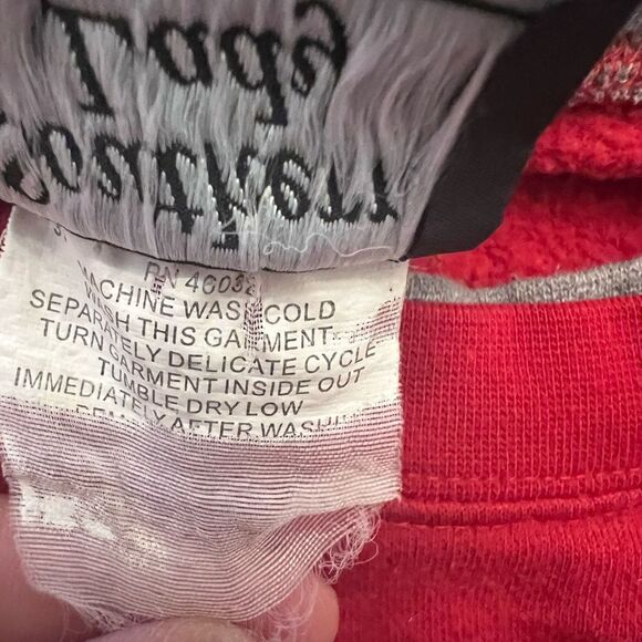 Vintage winter deer 🦌 snow scene embroidered sweatshirt. Women’s size XL - Picture 6 of 9